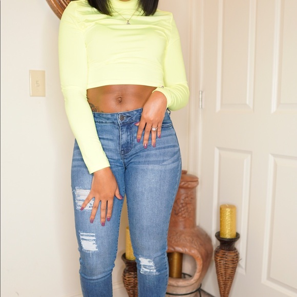 ✨Slime Green Turtle Neck 🤑✨ - Picture 2 of 4